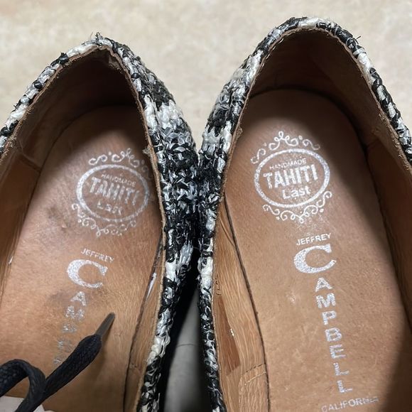 Wedged Shoe - Picture 6 of 7